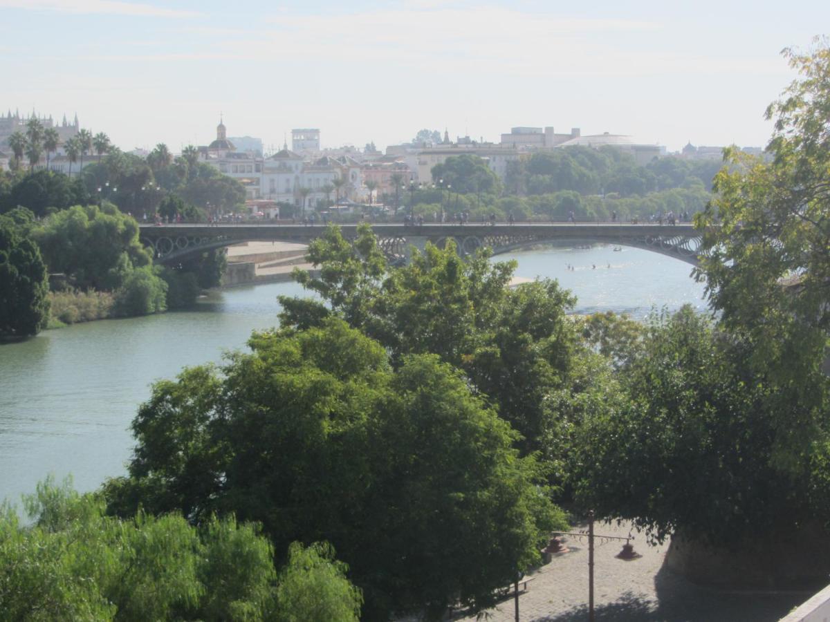 Trianabridgeviews Atico Con Vistas Al Puente De Triana Calle Castilla 38 Séville