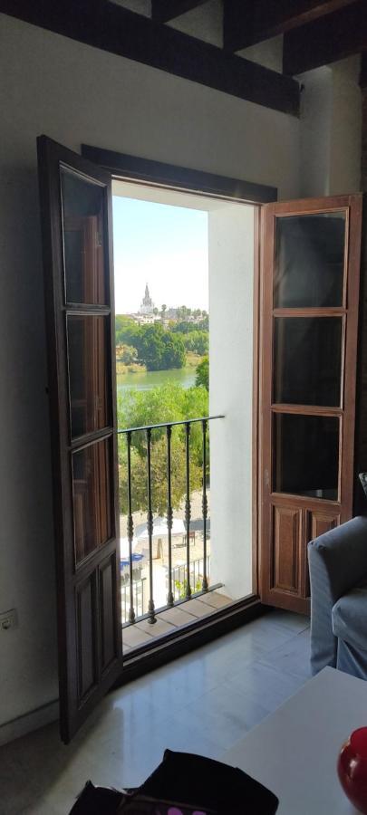 Trianabridgeviews Atico Con Vistas Al Puente De Triana Calle Castilla 38 Appartement Sevilla